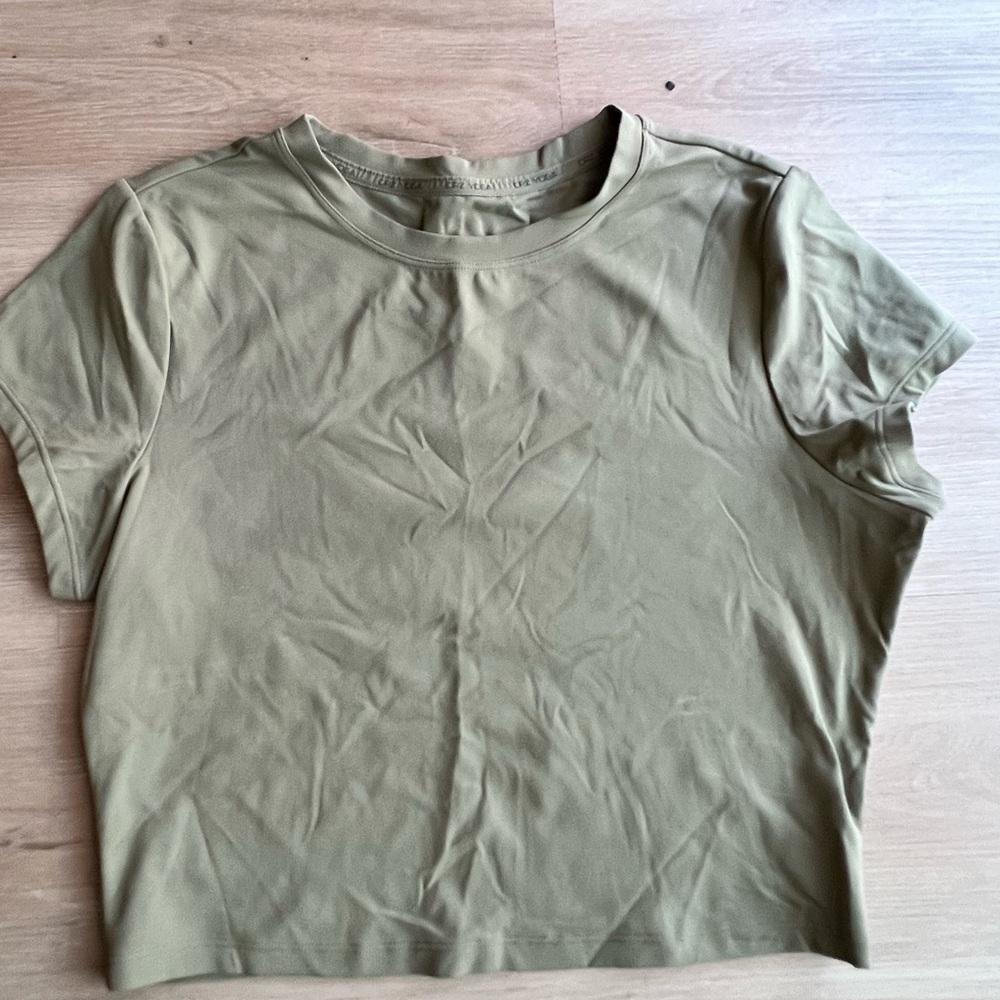 CRZ Yoga Cropped Tee